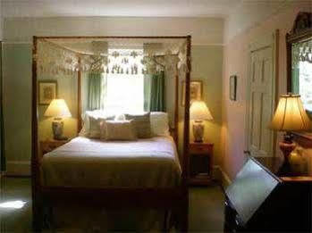 Oak Manor Inn Hartsville Eksteriør billede
